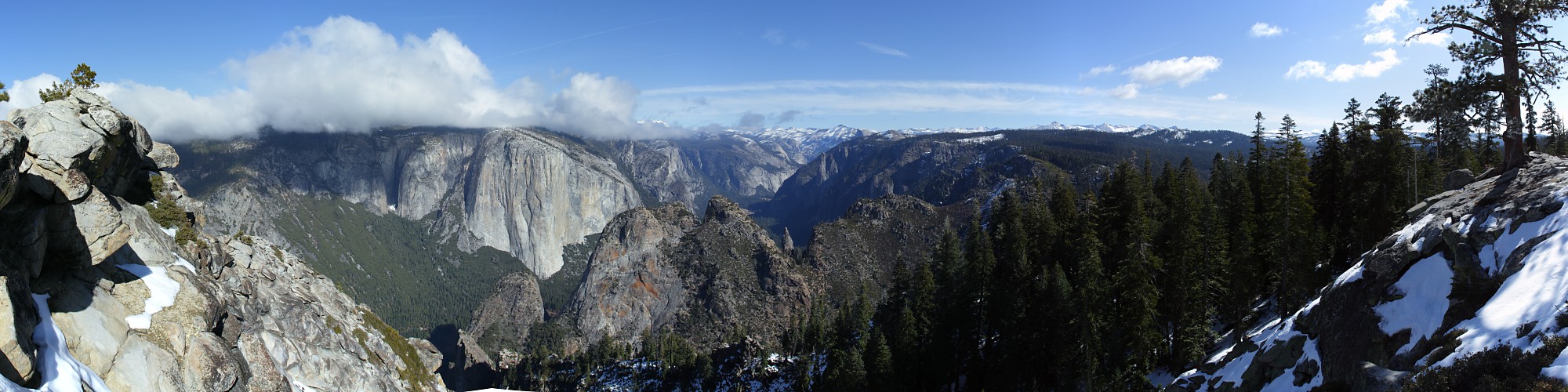 Yosemite Valley from Dewey Point