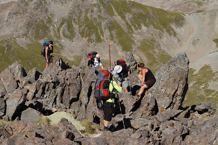 Trampers on Roberts Ridge