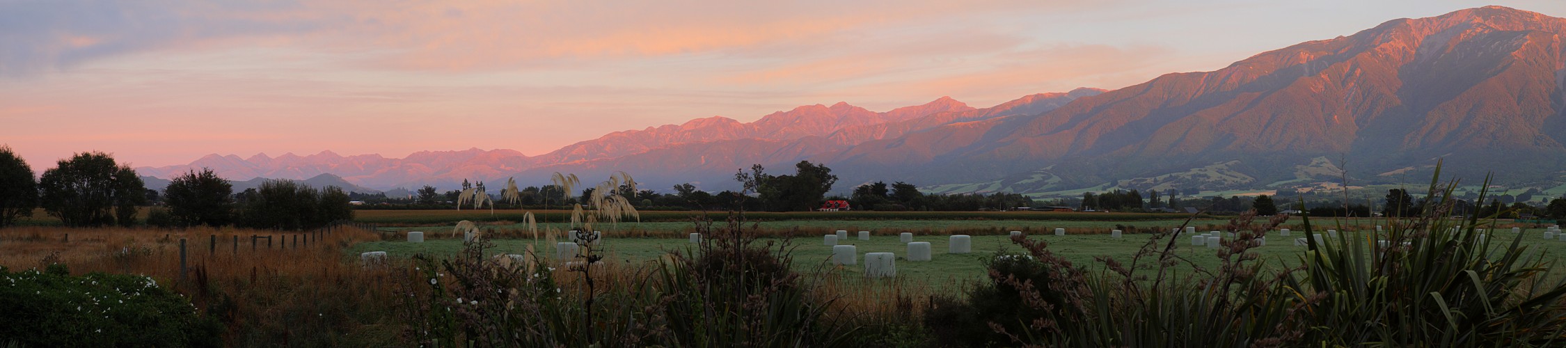 Kaikoura sunrise panorama