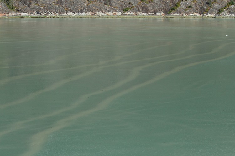 Glacial and tidal waters mixing