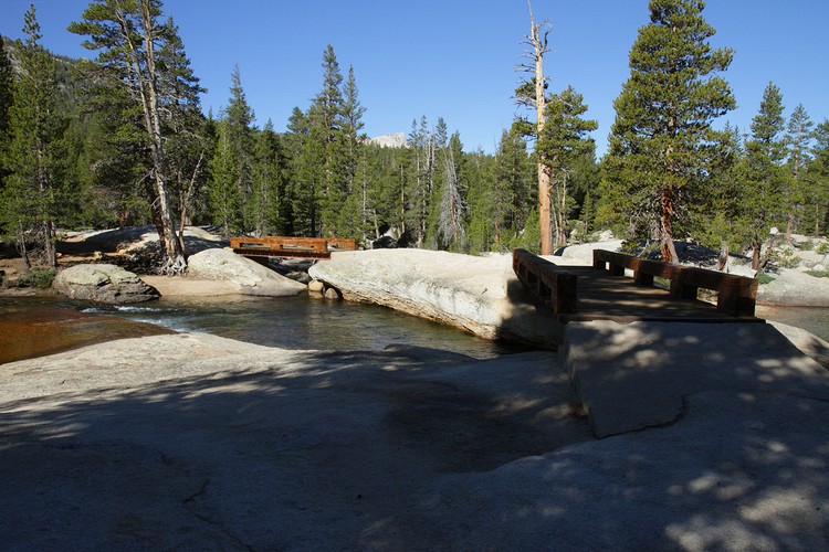 Twin bridges over the Lyell Fork of the Tuolumne River