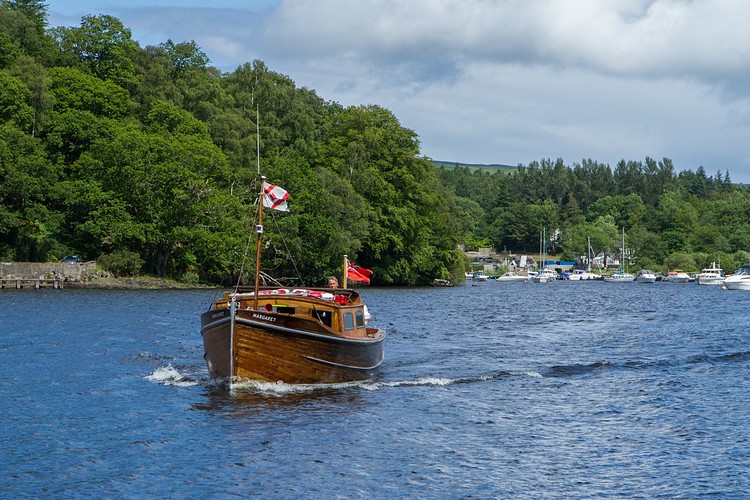 Ferry from Balmaha to Inchcailloch