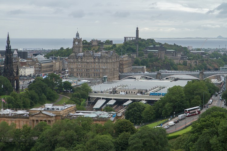 Edinburgh - Waverly Train Station