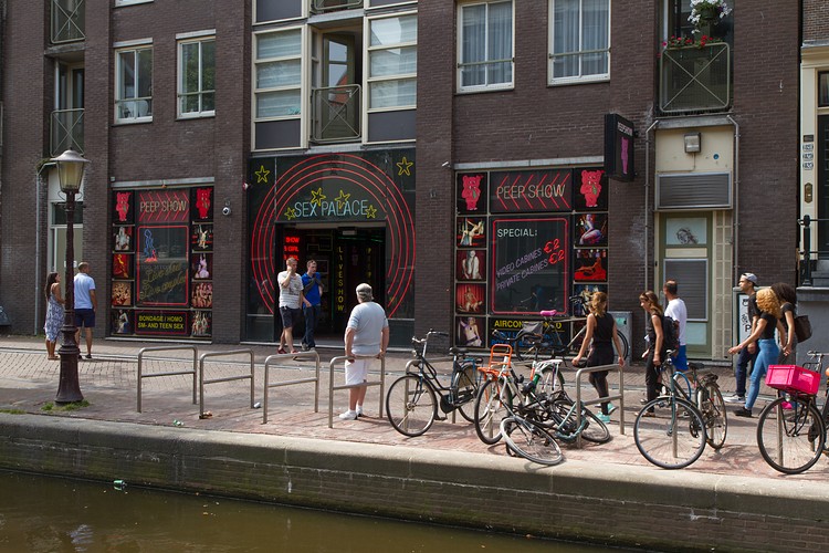 Red light district