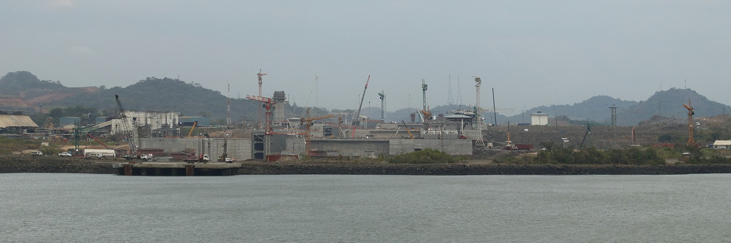 Construction on the new canal locks