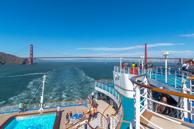 Grand Princess leaving San Francisco
