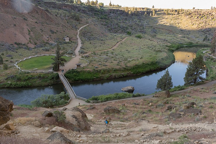 Foot bridge over Crooked River