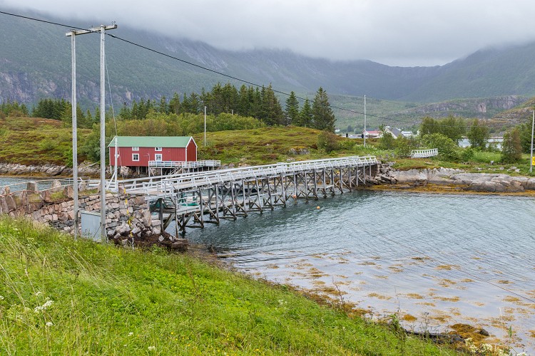 Bridge from Gr�t�ya to Naustholmen