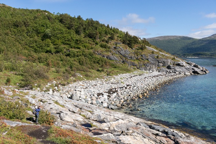 Diane shoots R�rvika Beach