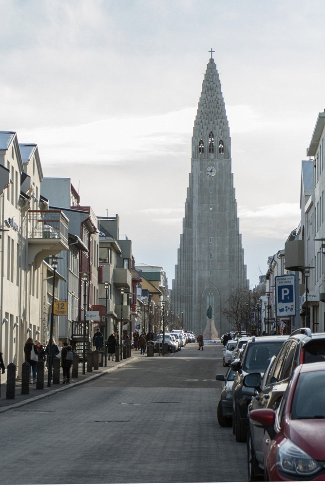 Sk�lav�r�ust�gur street, Reykjavik
