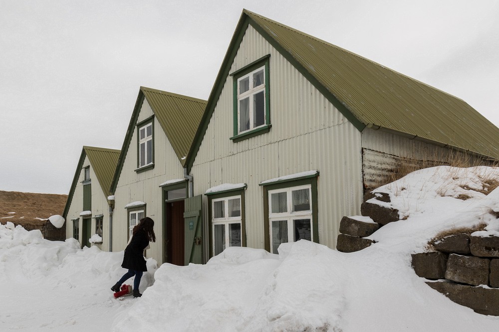 �rb�r farm house