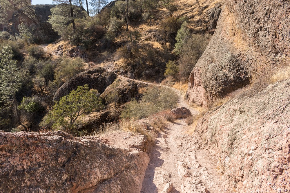 Balconies Cliff Trail