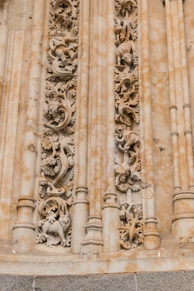 Cathedral stone carvings (modern replacement)