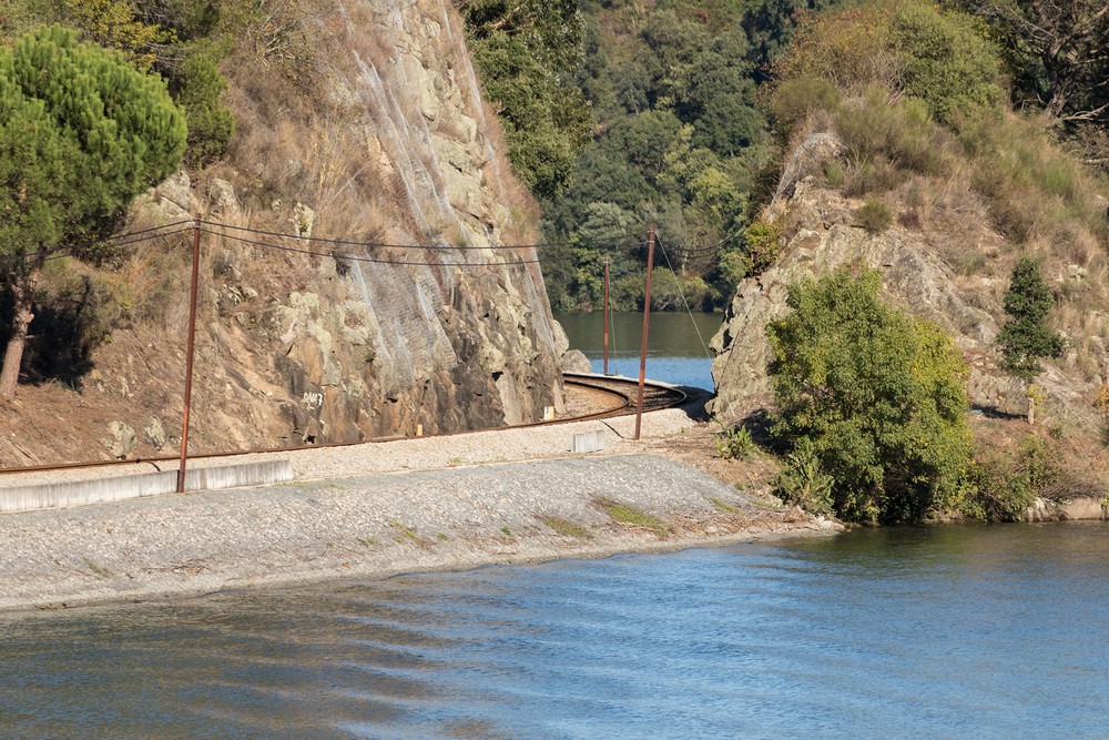 Railroad along the Douro