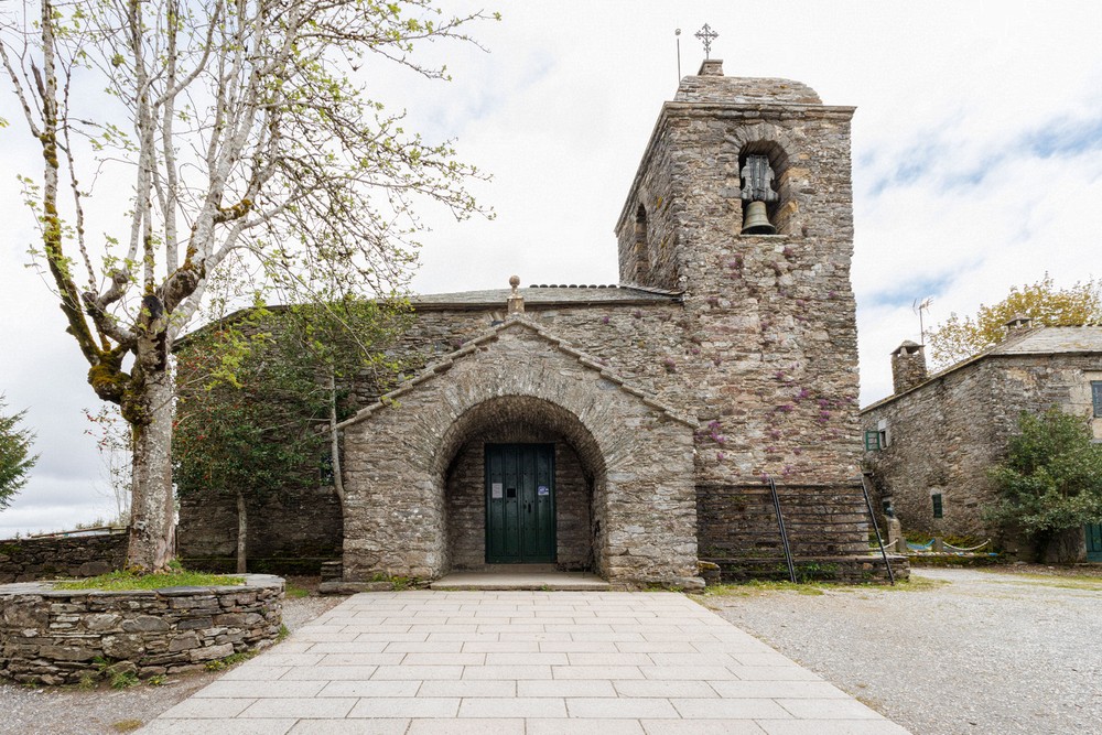 Iglesia Santa Maria - Fonfria, Galicia