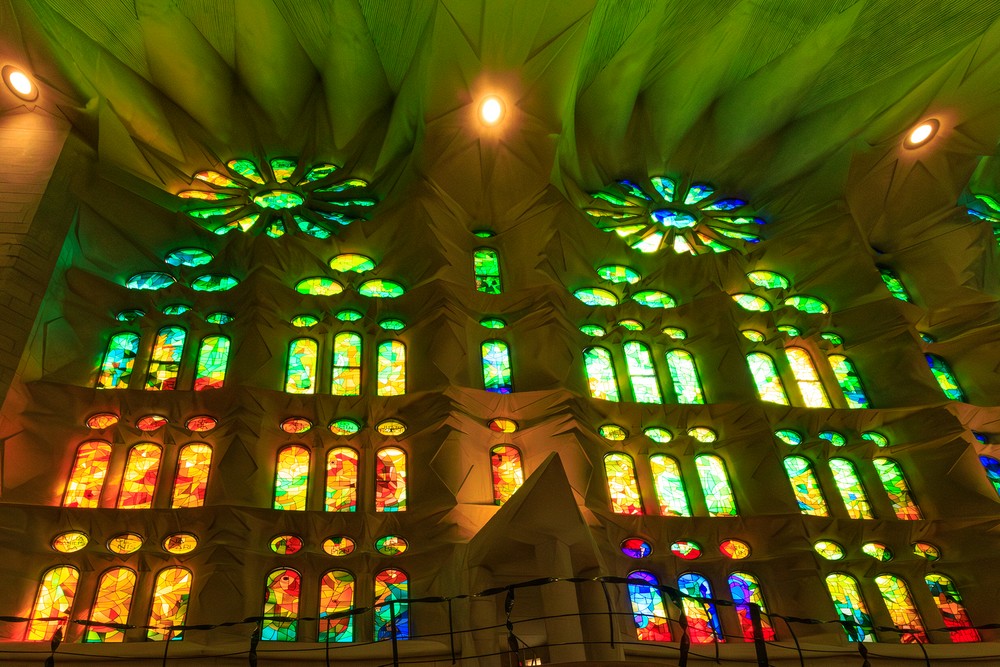 Basilica de la Sagrada Familia (Antonio Gaudi)