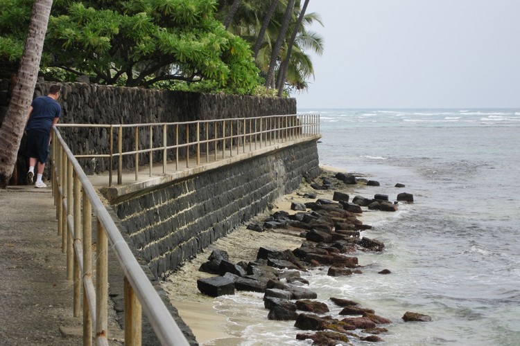 Waikiki sidewalk
