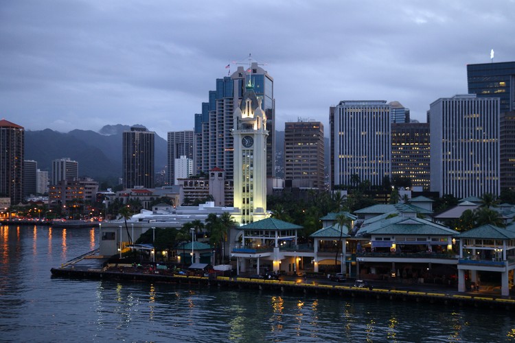 Aloha Tower good morning