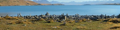 Tekapo monuments panorama