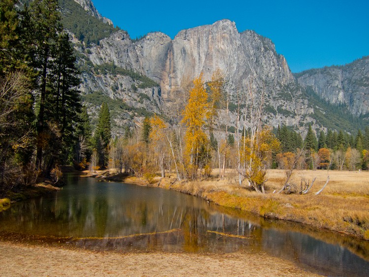 Yosemite Falls (dry)