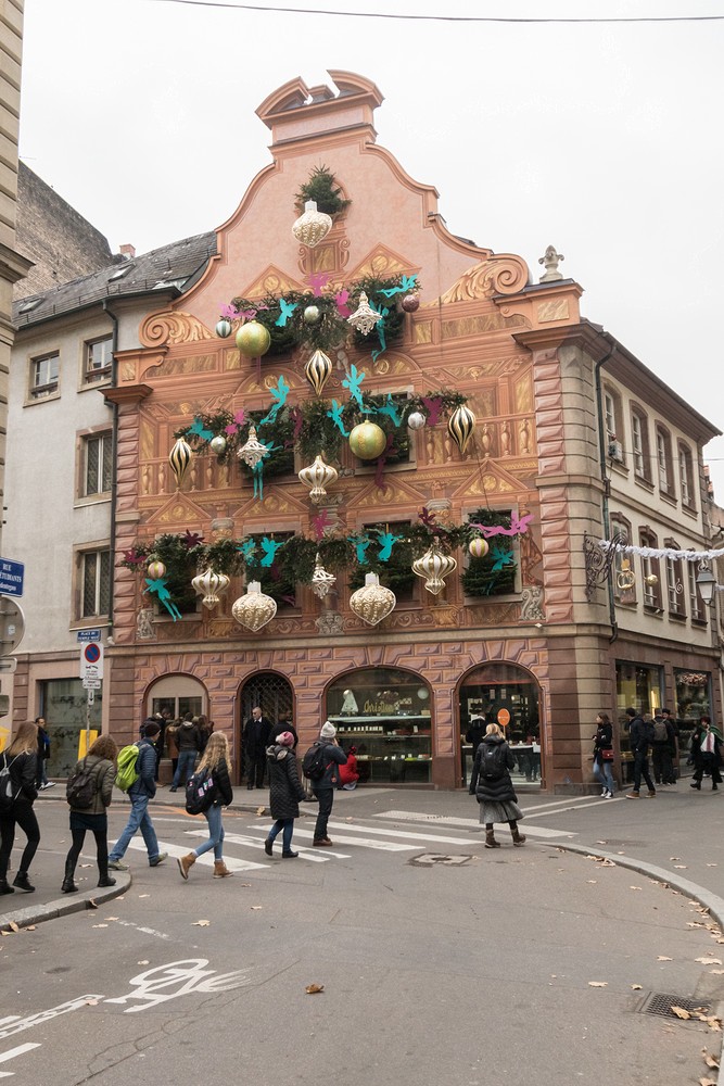 Rue des Etudiants & Place du Temple Neuf
