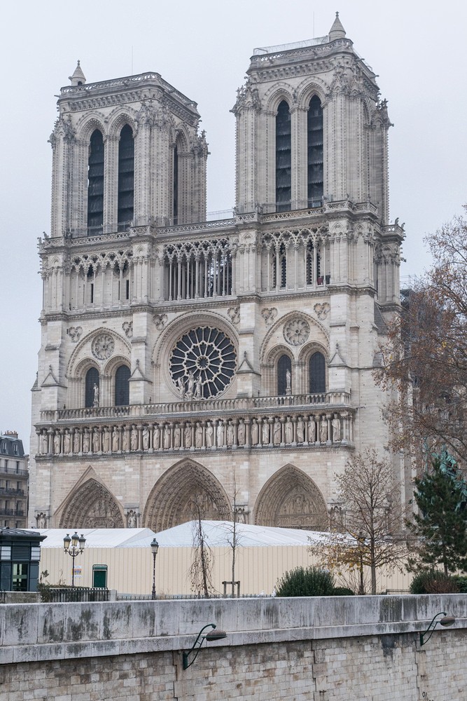 Notre-Dame de Paris (1163-1345)