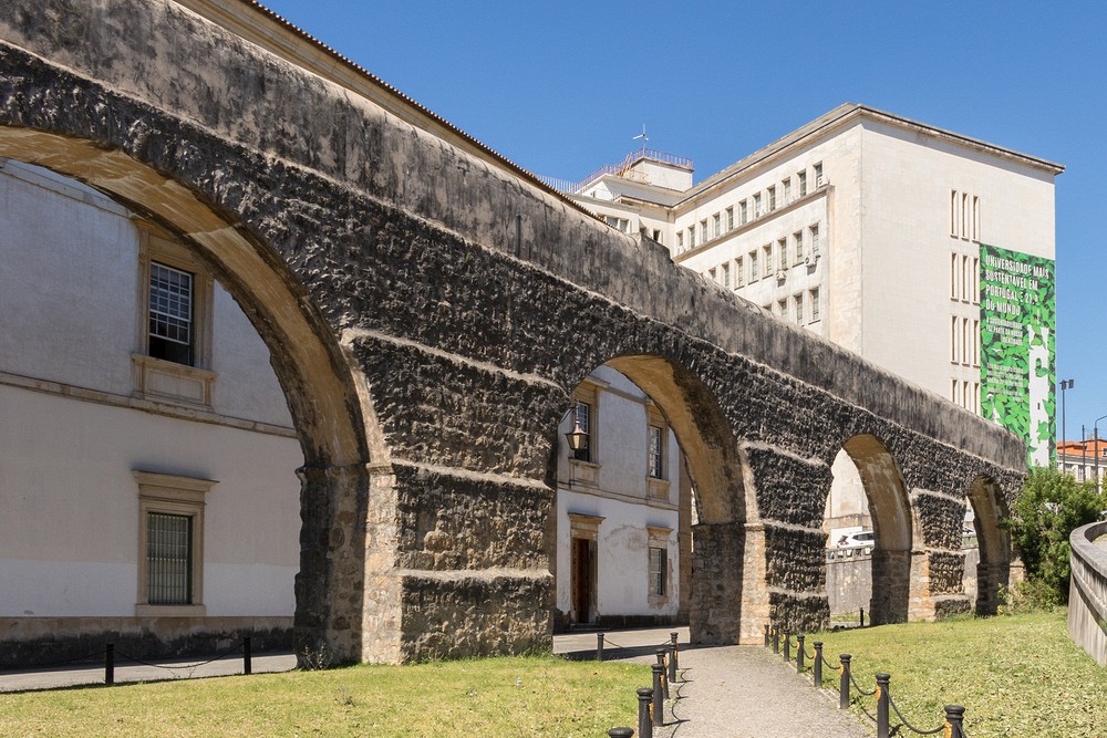 S�o Sebasti�o Aqueduct, Coimbra (1570)