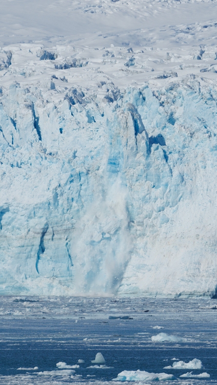 Hubbard Glacier calving