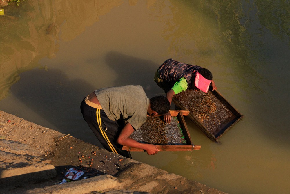 Saphire mining in Ilakaka