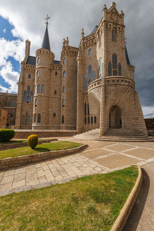Palacio Episcopal de Astorga (Antonio Gaudi, 1889)