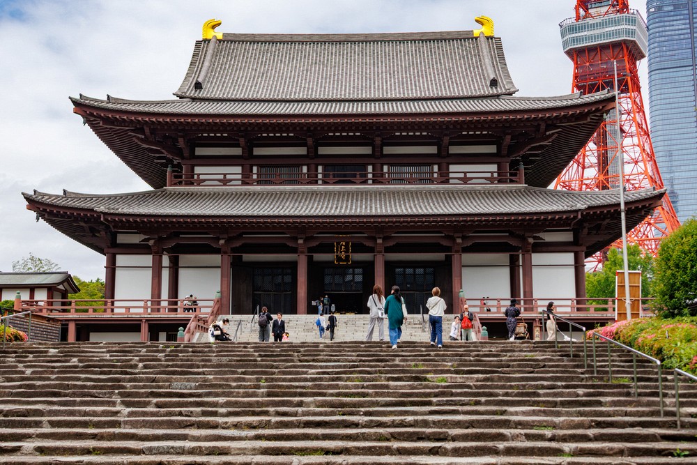 Zojo-ji Temple - main hall